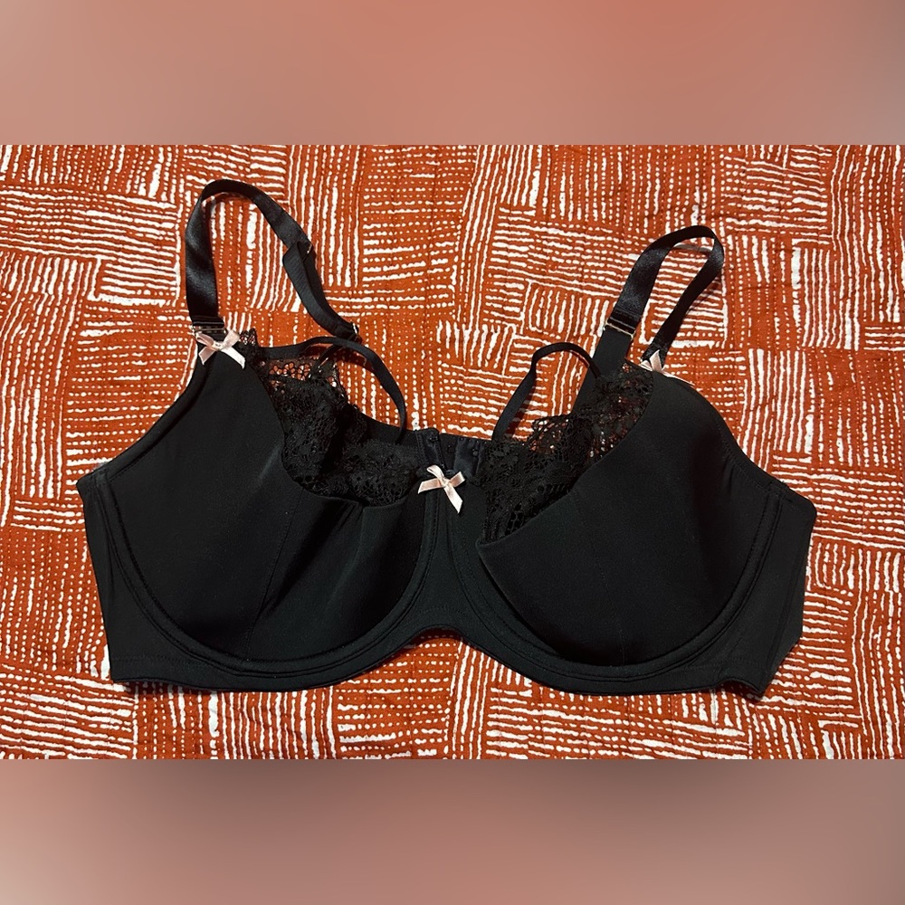 Cacique Lightly Lined Quarter Cup Bra